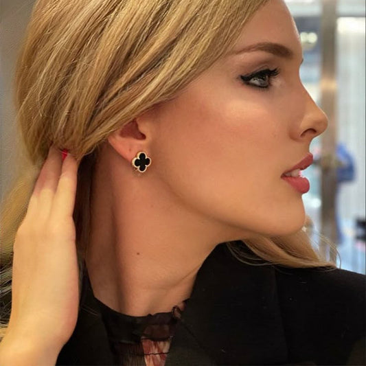 Clover Kolczyki Black