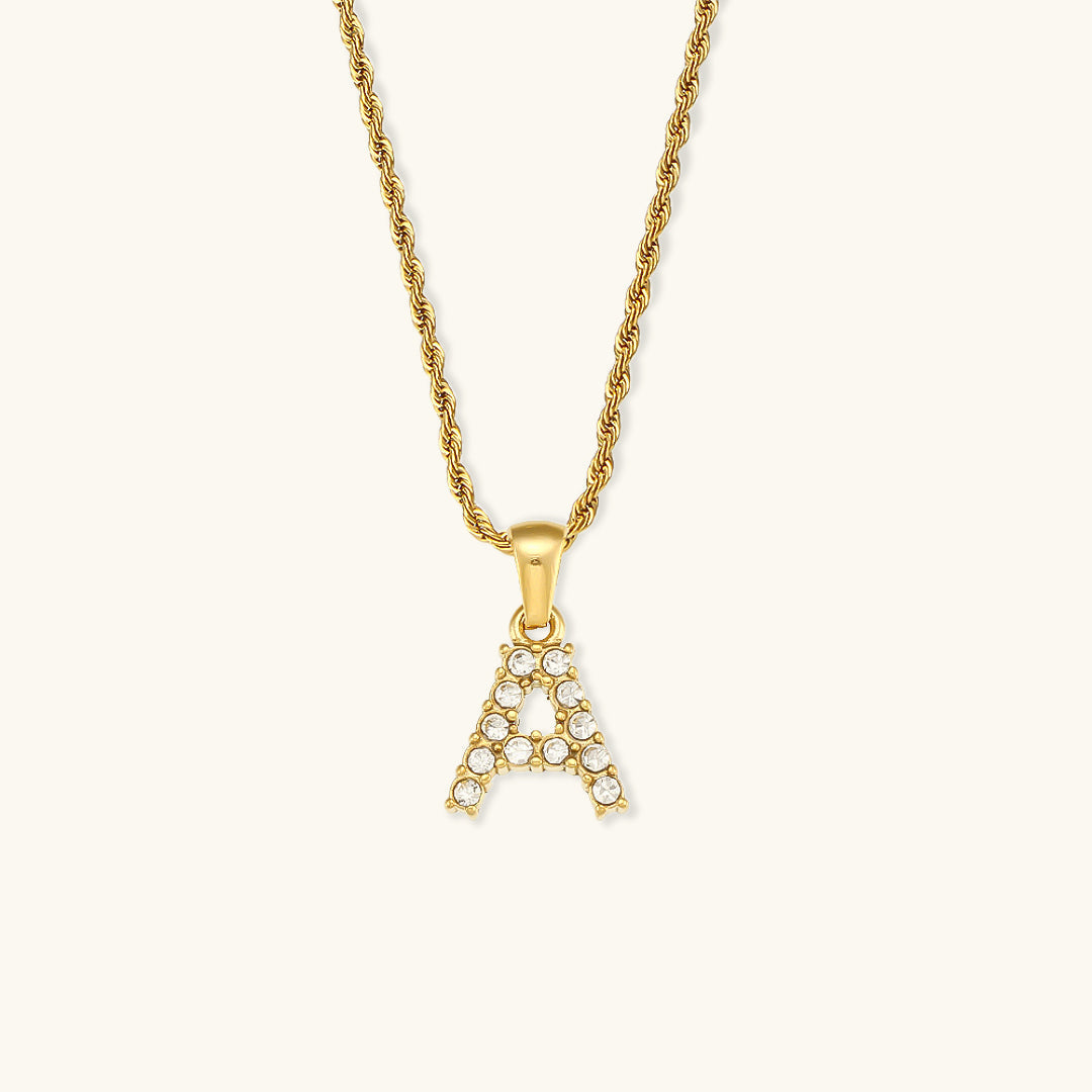 Maeve Letter Initial Diament Naszyjnik