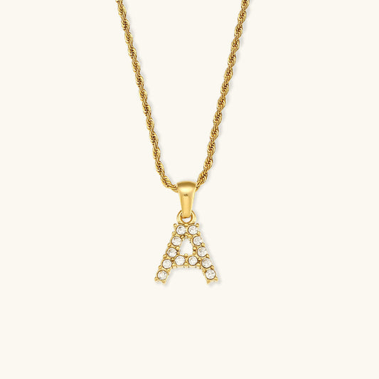 Maeve Letter Initial Diament Naszyjnik