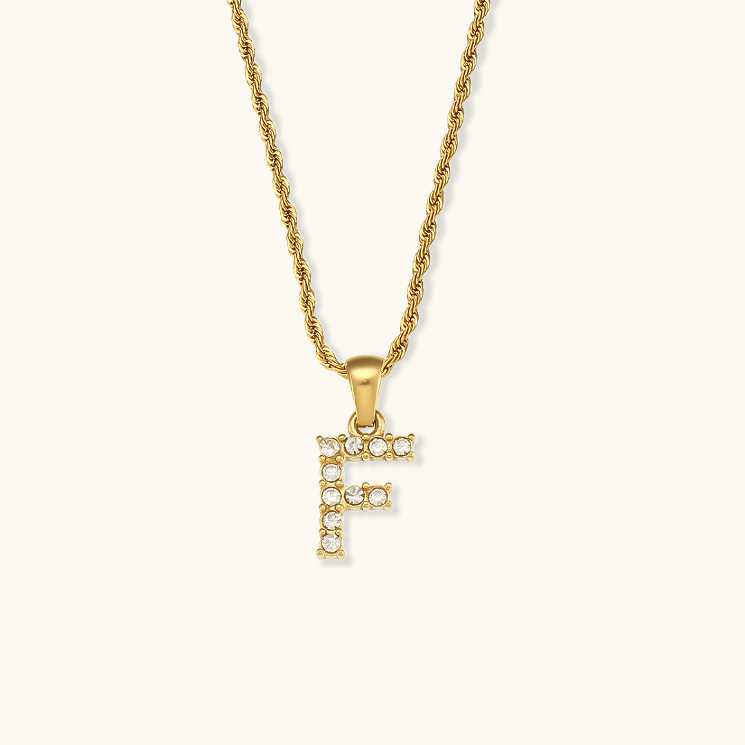 Maeve Letter Initial Diament Naszyjnik