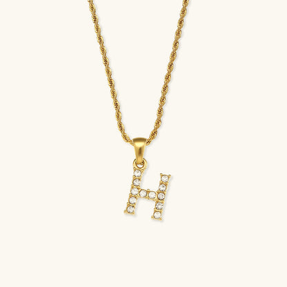 Maeve Letter Initial Diament Naszyjnik