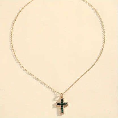 Solene Szmaragd Cross Pendant Naszyjnik | Złoto