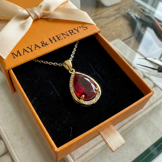 Rubin Teardrop Pendant Naszyjnik | Złoto